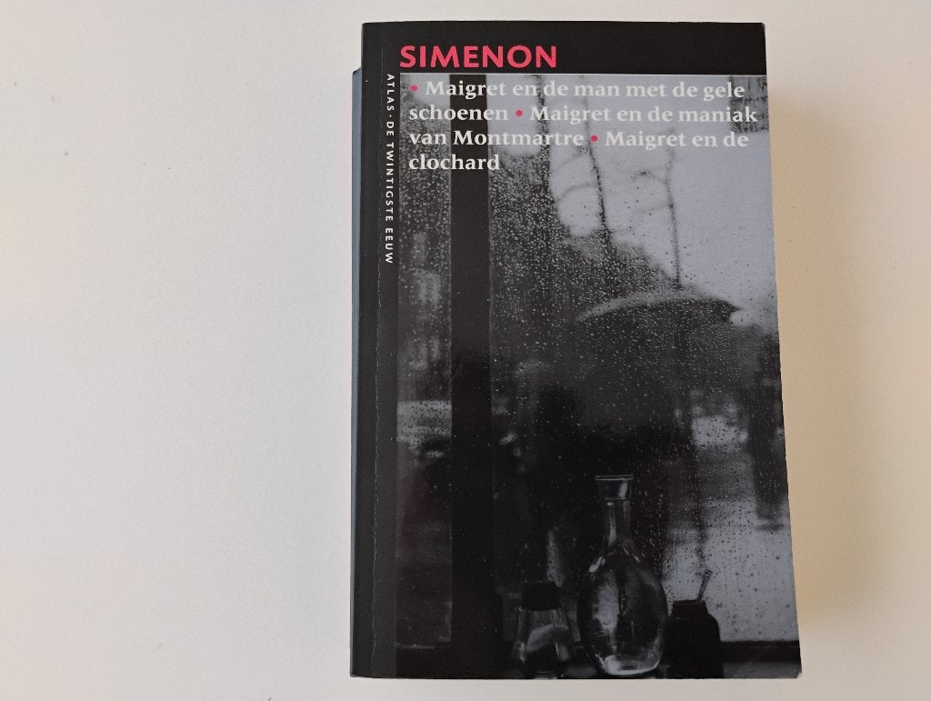 Boek Omnibus Simenon Maigret 3 boeken paperback uit 2003, Ophalen of Verzenden, Gelezen, Georges Simenon
