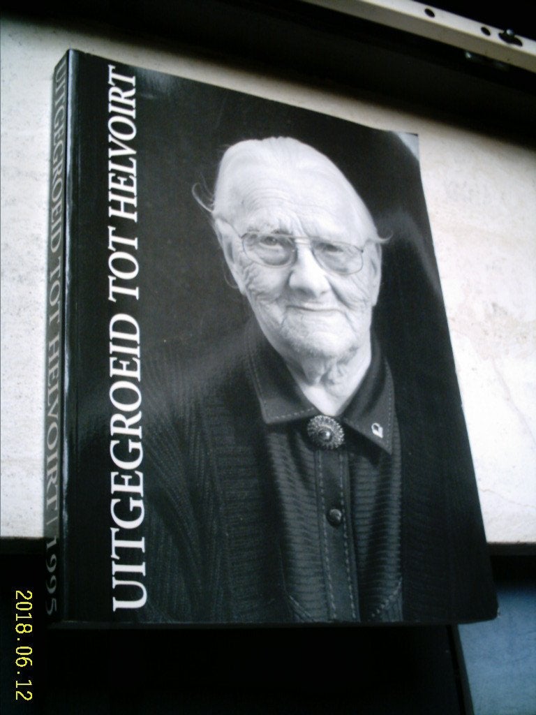 Uitgegroeid tot Helvoirt(Jan van Balkom en Peter van Gorp)., Ophalen of Verzenden, Zo goed als nieuw