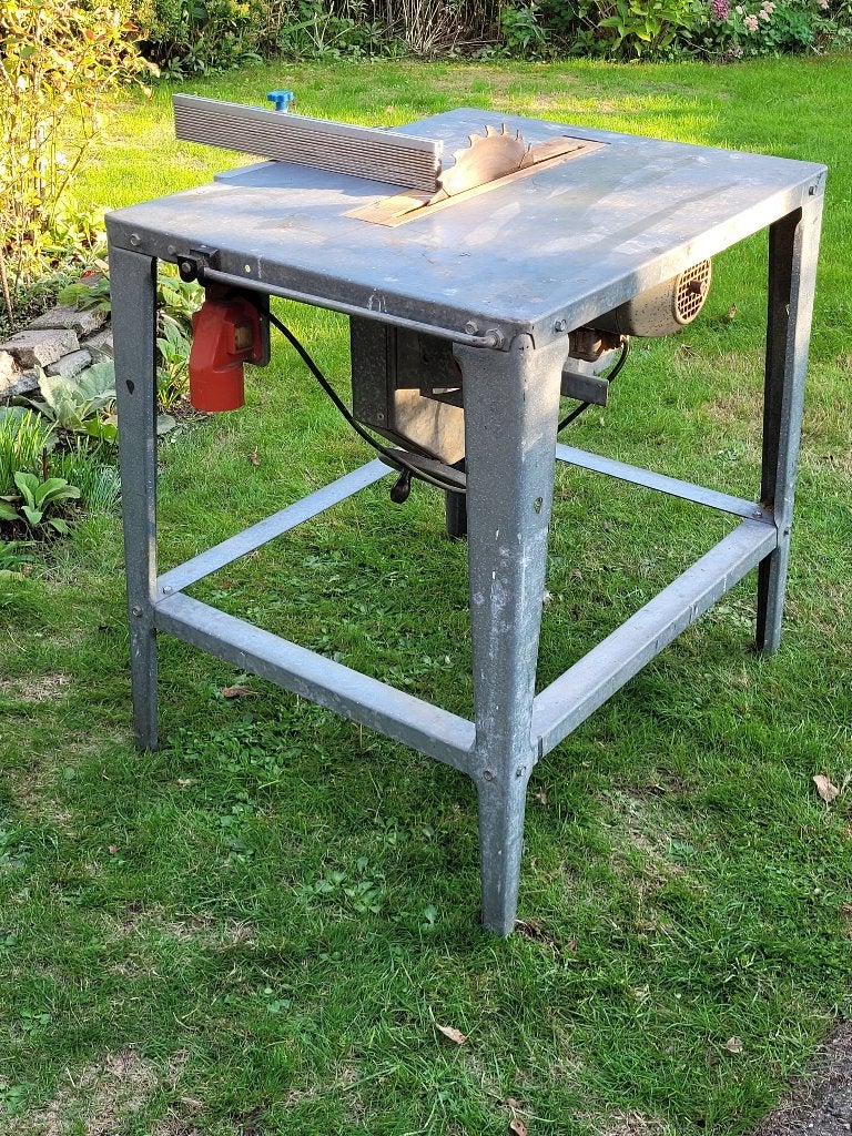 Cirkelzaagtafel - 220 v - 1800 W - met 2 bladen - in orde, Ophalen, Gebruikt, Cirkelzaag, 70 mm of meer