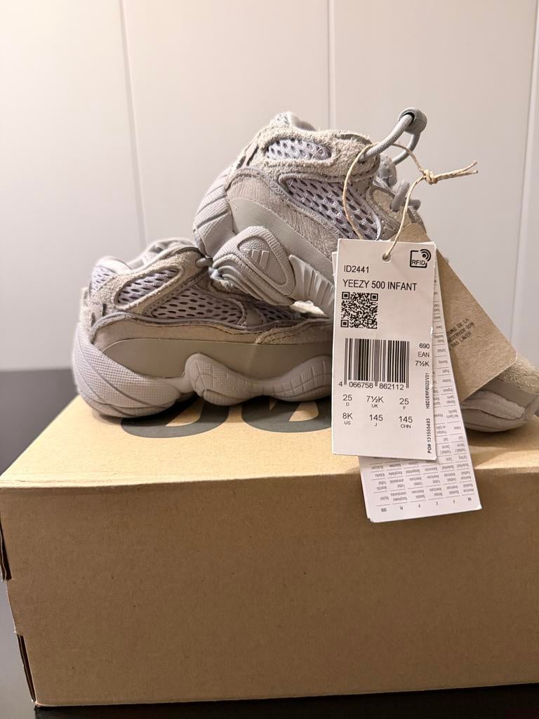 Yeezy 500 infant maat 25, Kinderen en Baby's, Ophalen, Schoentjes, Jongetje of Meisje, Nieuw
