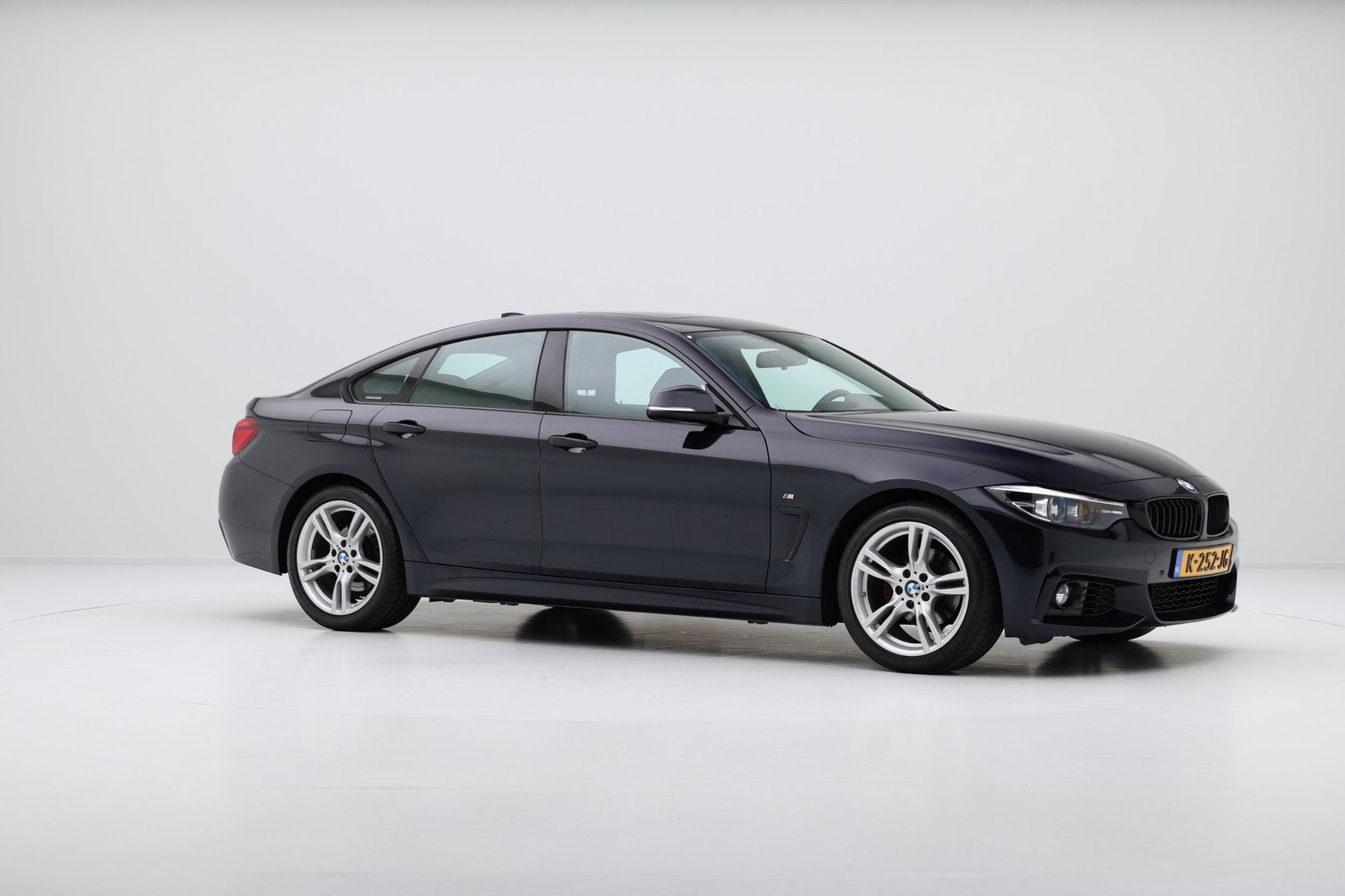 Foto 5 van BMW 4-serie Gran Coupé 418i M Sport Aut. Leder|Navi|Schuifd
