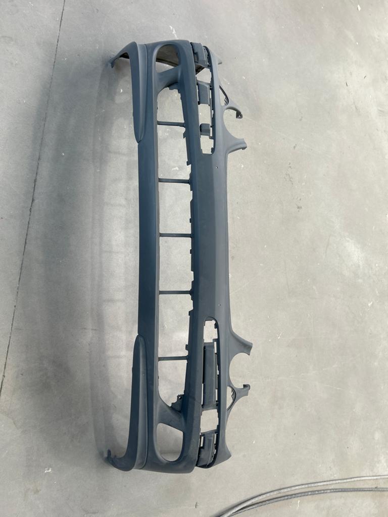 Voorbumper e klasse  2002 w211 A2118800240, Ophalen, Gebruikt, Voor, Mercedes-Benz