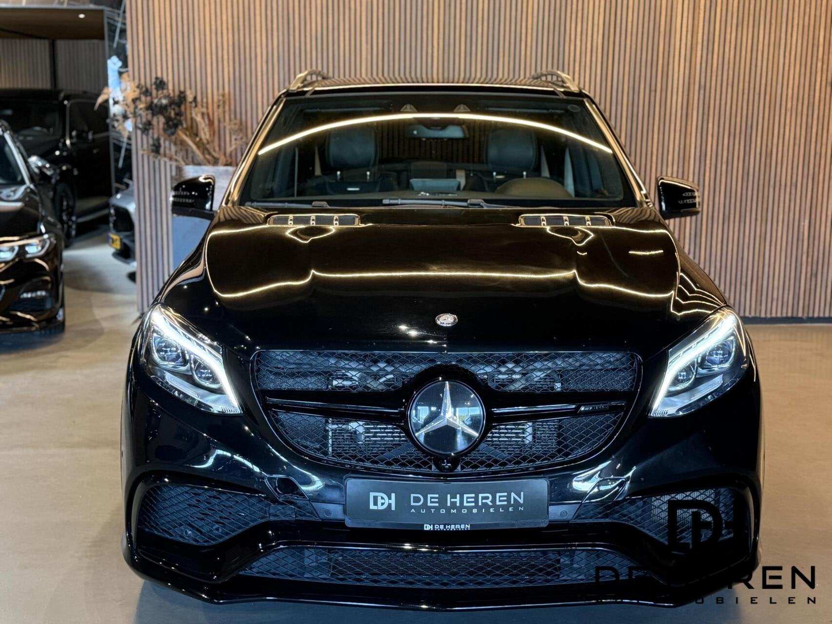 Mercedes GLE 63 S AMG 4MATIC PANO|Massage|softcl|360|dealer, Automaat, Gebruikt, 2245 kg, GLE