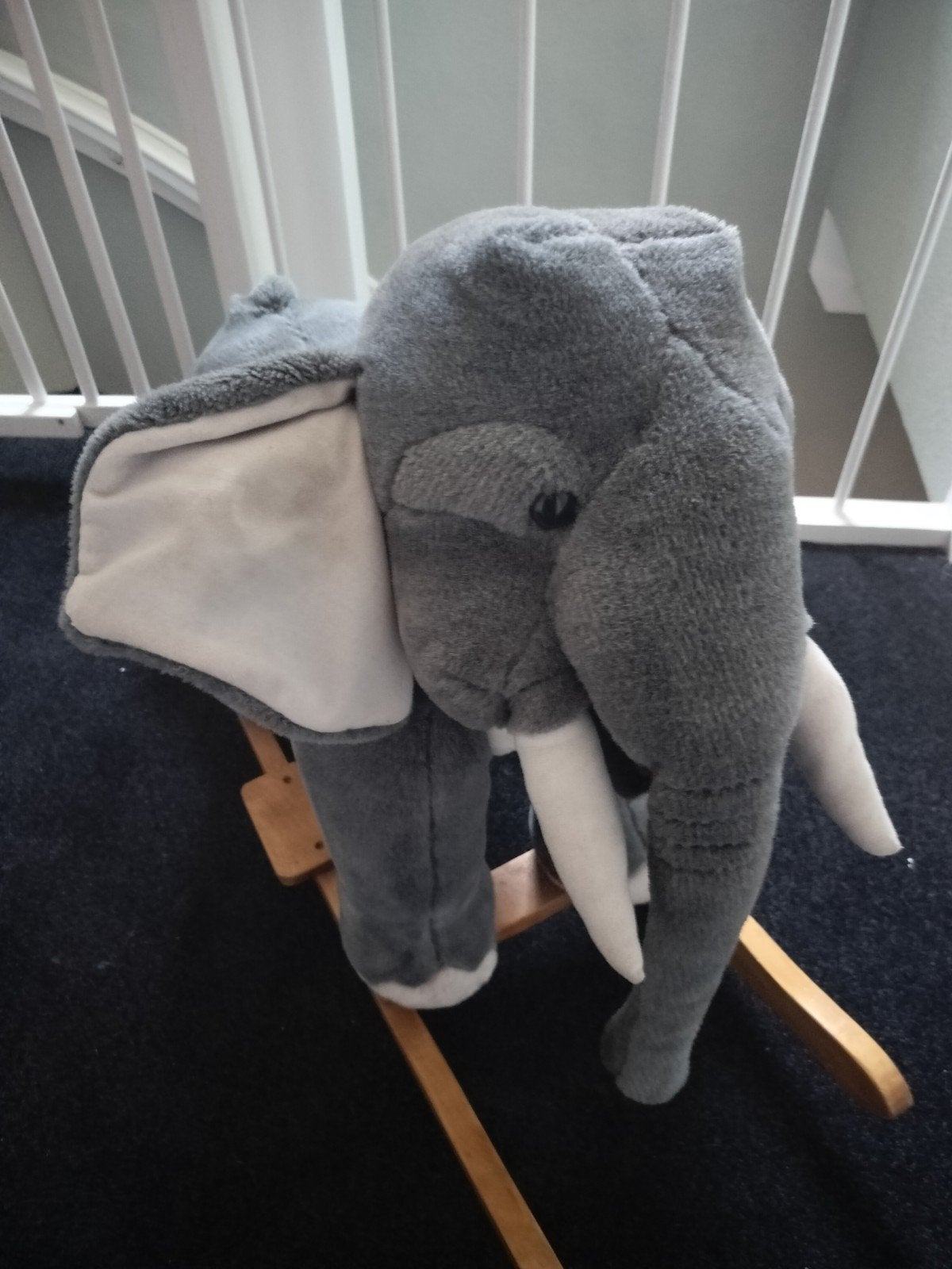 Schattige hobbel olifant, Ophalen, Zo goed als nieuw, Jongen of Meisje