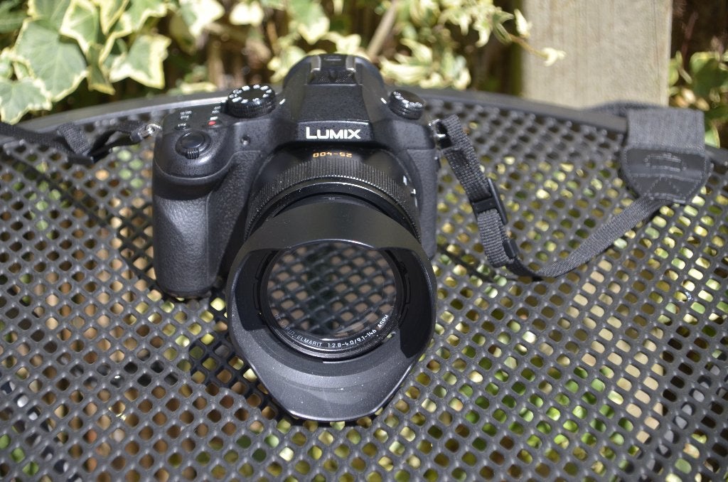 Panasonic Lumix FZ1000, Audio, Tv en Foto, Fotocamera's Digitaal, Panasonic, 22 megapixels, Ingebouwde flitser, Zo goed als nieuw
