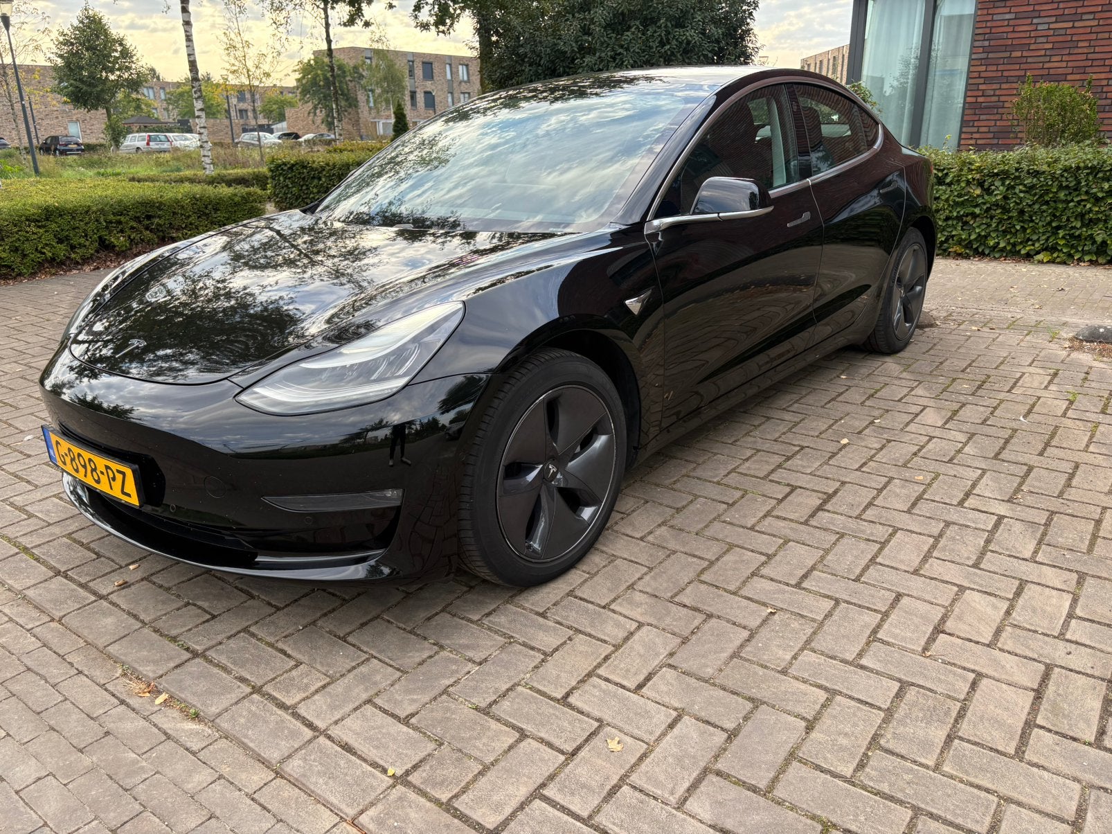 Tesla Model 3 Long Range zwart, Auto's, Automaat, 1831 kg, Zwart, Origineel Nederlands