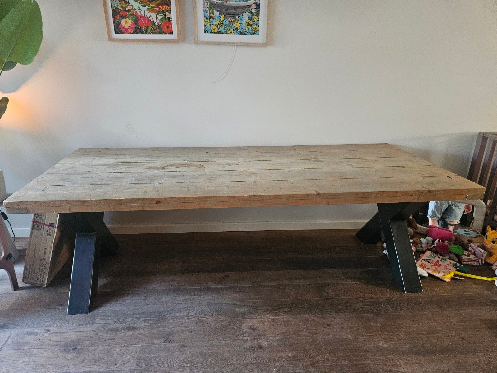 Robuuste stijgerhouten eettafel met dikke stalen X-poten, Huis en Inrichting, Ophalen, Gebruikt, 200 cm of meer, 50 tot 100 cm