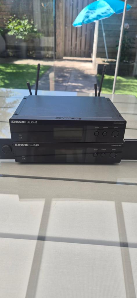 Shure BLX4R Draadloze Microfoon Ontvanger Set (2 stuks), Muziek en Instrumenten, Microfoons, Ophalen of Verzenden, Zo goed als nieuw
