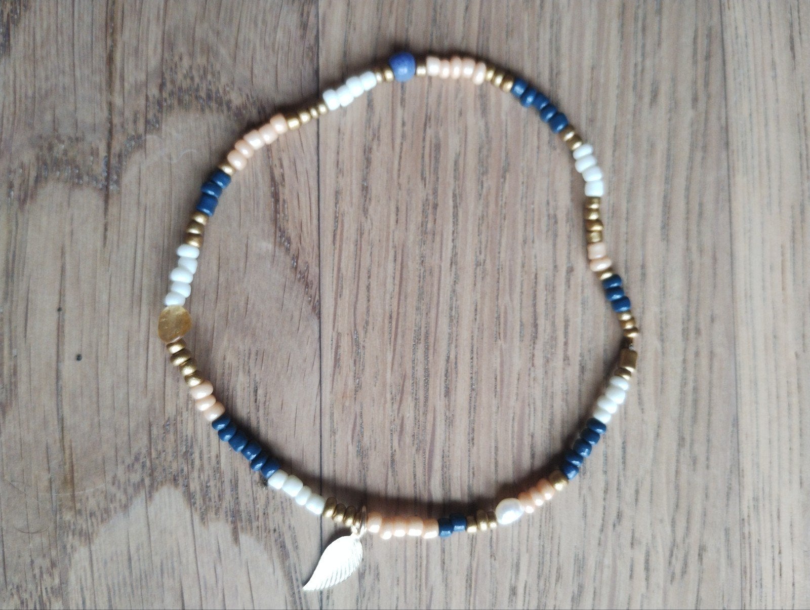 Handgemaakte armband in blauwtinten, Ophalen of Verzenden, Nieuw