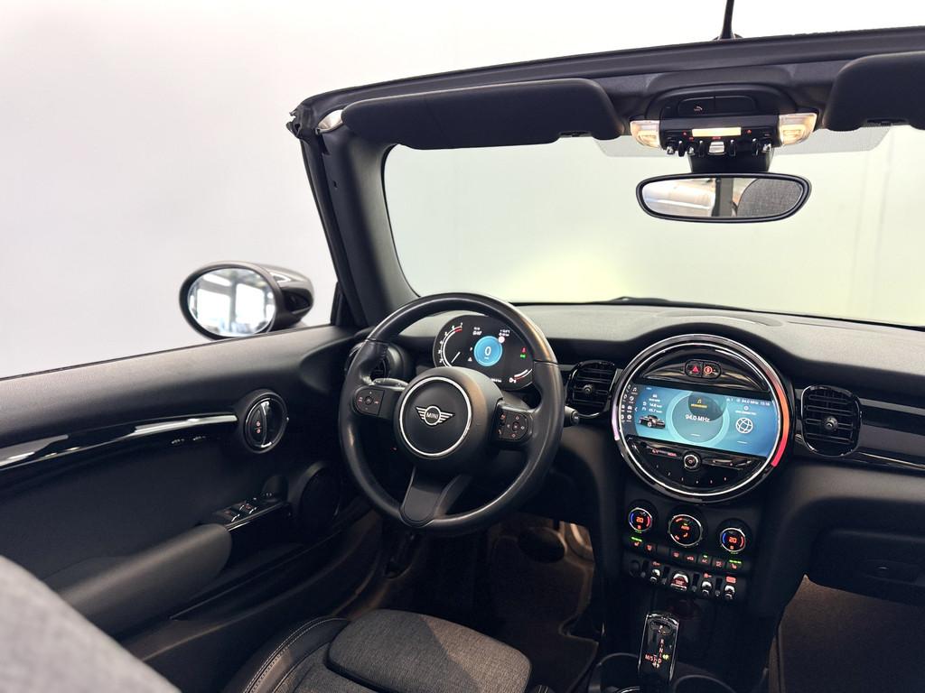 MINI Cabrio 1.5 cooper AUT | Camera | Sportstoel | LED, Auto's, 136 pk, Gebruikt, Zwart, Cabriolet