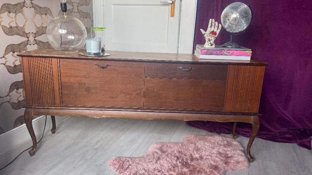 Retro / vintage dressoir met platenspeler en stereo, Ophalen, Gebruikt, Kersenhout, 25 tot 50 cm