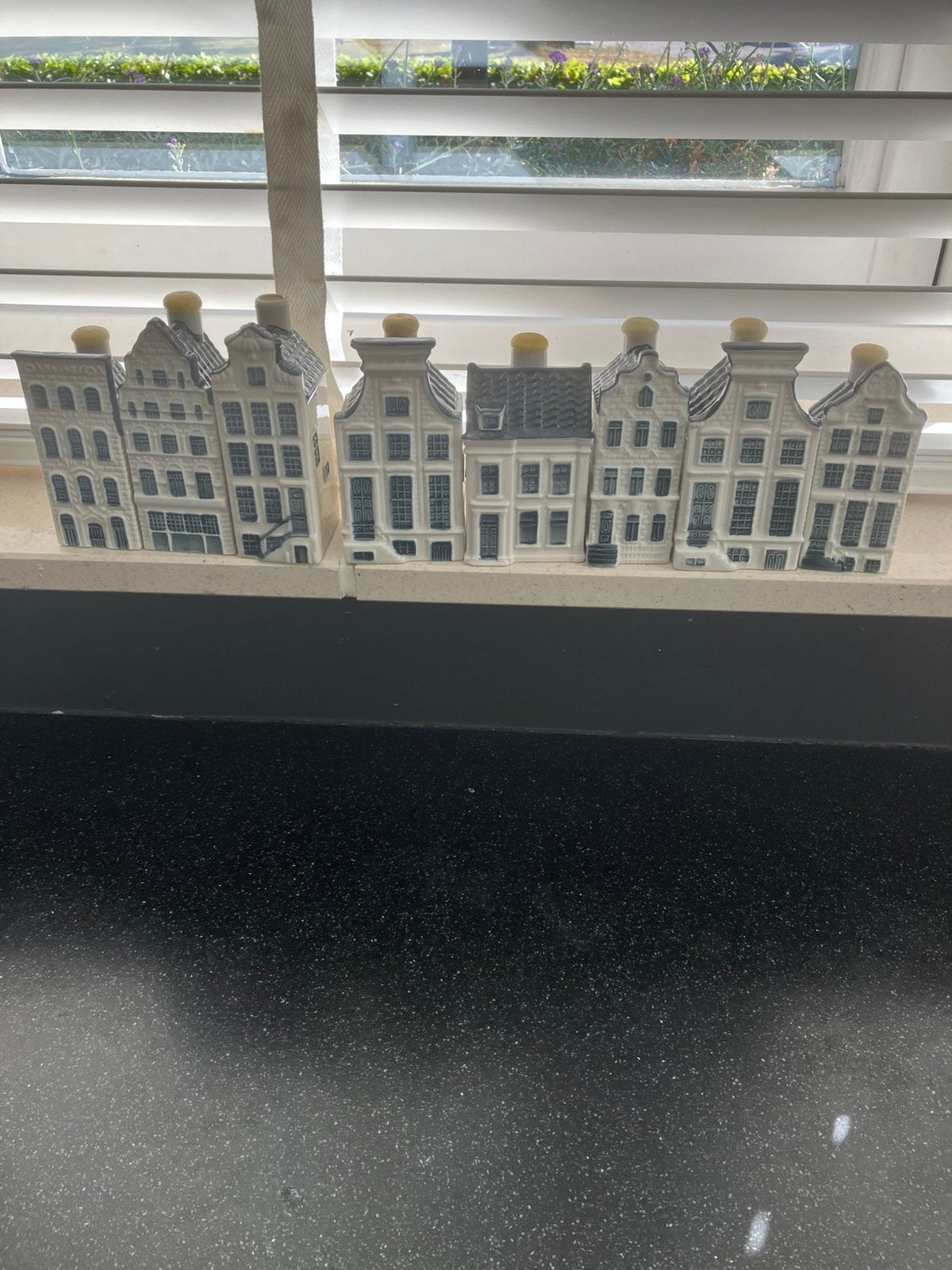 KLM huisjes., Ophalen, Zo goed als nieuw, Gevuld