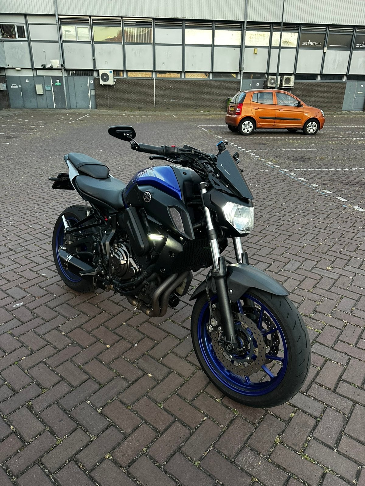 Yamaha MT-07 2020 - 28.xxx Km, Handvatverwarming, 2 cilinders, Particulier, Minimaal motorrijbewijs A2