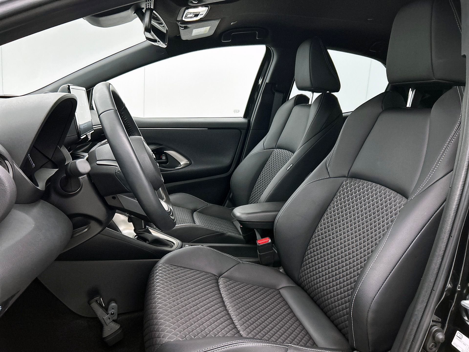 Mazda 2 Hybrid 1.5 Homura Automaat | Adaptive Cruise | Stoel, Auto's, 450 kg, Gebruikt, Zwart, 93 pk