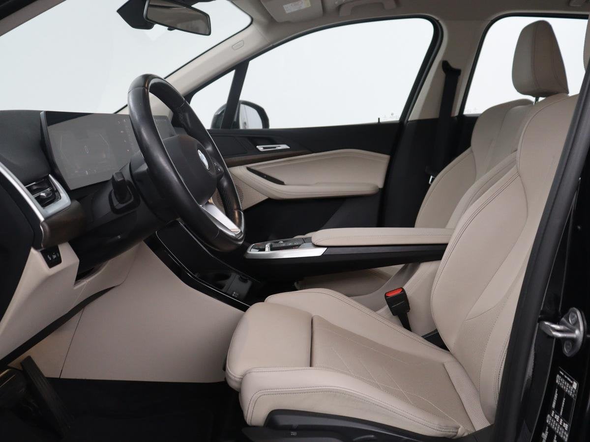 BMW 2-serie Active Tourer 220i | Leder | Cruise control | Na, Auto's, Gebruikt, Euro 6, Zwart, Origineel Nederlands