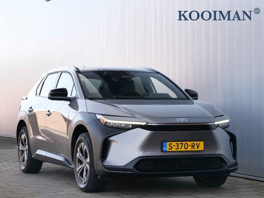 Toyota Bz4x Launch Edition 71 kWh 204 Pk Automaat Navigatie, Auto's, Toyota, Gebruikt, Leder en Stof, 204 pk, SUV of Terreinwagen