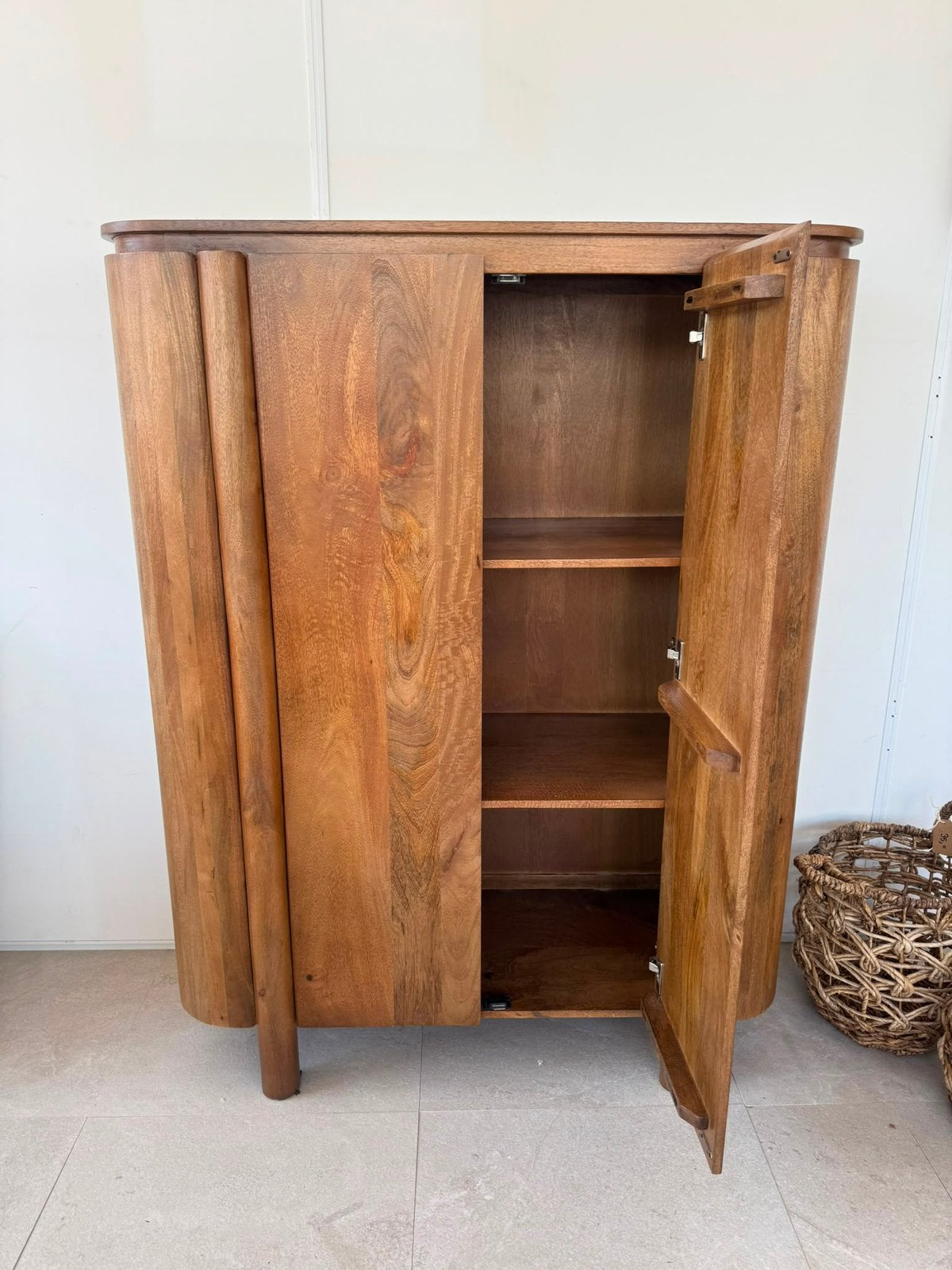 Magazijn leegverkoop dichte kast Salano mangohout retro SALE, Nieuw, Ophalen of Verzenden, Info@wkhome.nl, Argonweg 20 Amersfoort