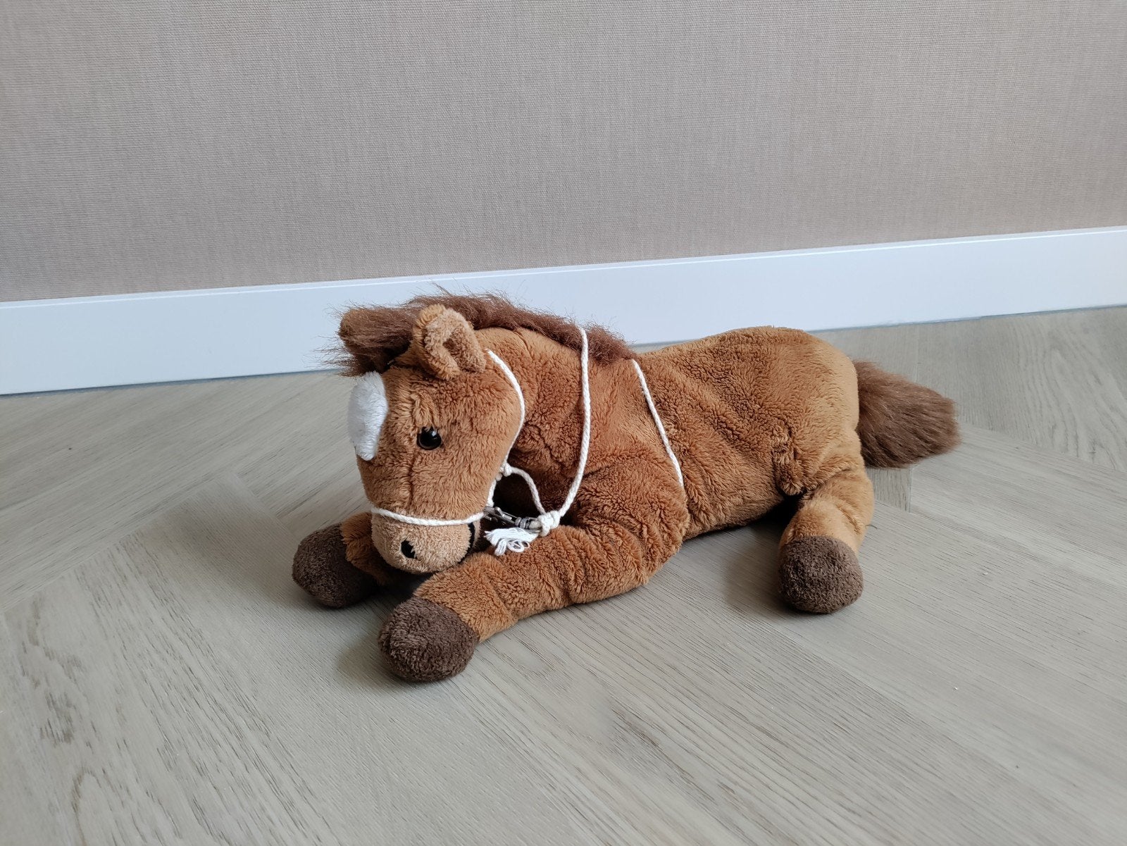 Bruin paard knuffel, Kinderen en Baby's, Speelgoed | Knuffels en Pluche, Paard, Ophalen of Verzenden, Zo goed als nieuw, Middelgroot (20 tot 80 cm)