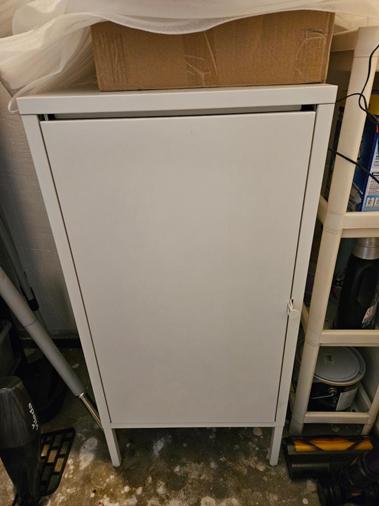 Ikea Ixhult kastje, Ophalen, Zo goed als nieuw
