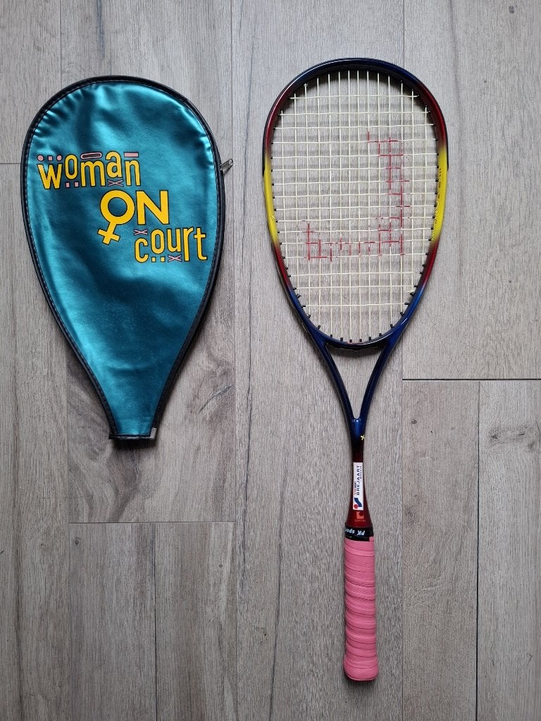 Capital WOMAN ON COURT squash racket, Sport en Fitness, Squash, Ophalen of Verzenden, Zo goed als nieuw, Racket