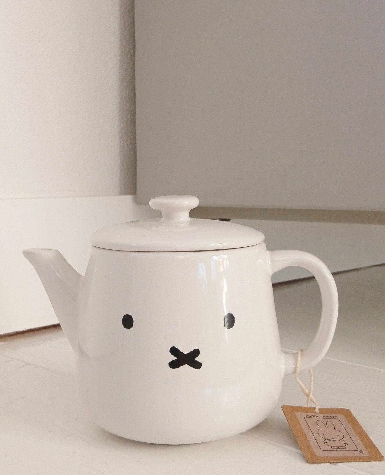 Nijntjes Theepot !, Huis en Inrichting, Keuken | Servies, Ophalen, Nieuw, Overige stijlen, Kop(pen) en/of Schotel(s)