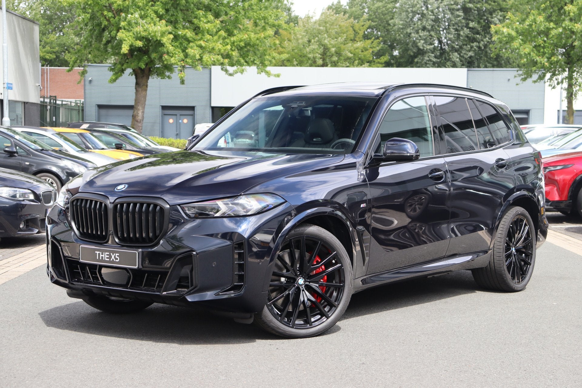 BMW X5 xDrive50e M Sport Automaat / Panoramadak / M Multifun, Auto's, Automaat, 2395 kg, Zwart, Leder