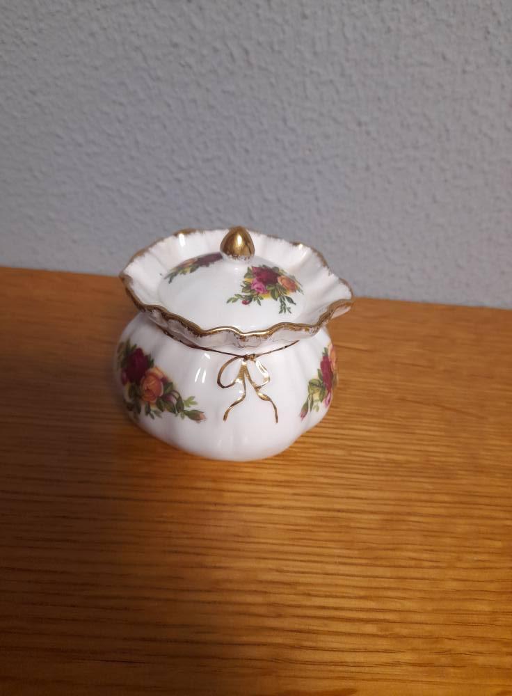 royal albert old country rose adv 58 doosje, Ophalen of Verzenden