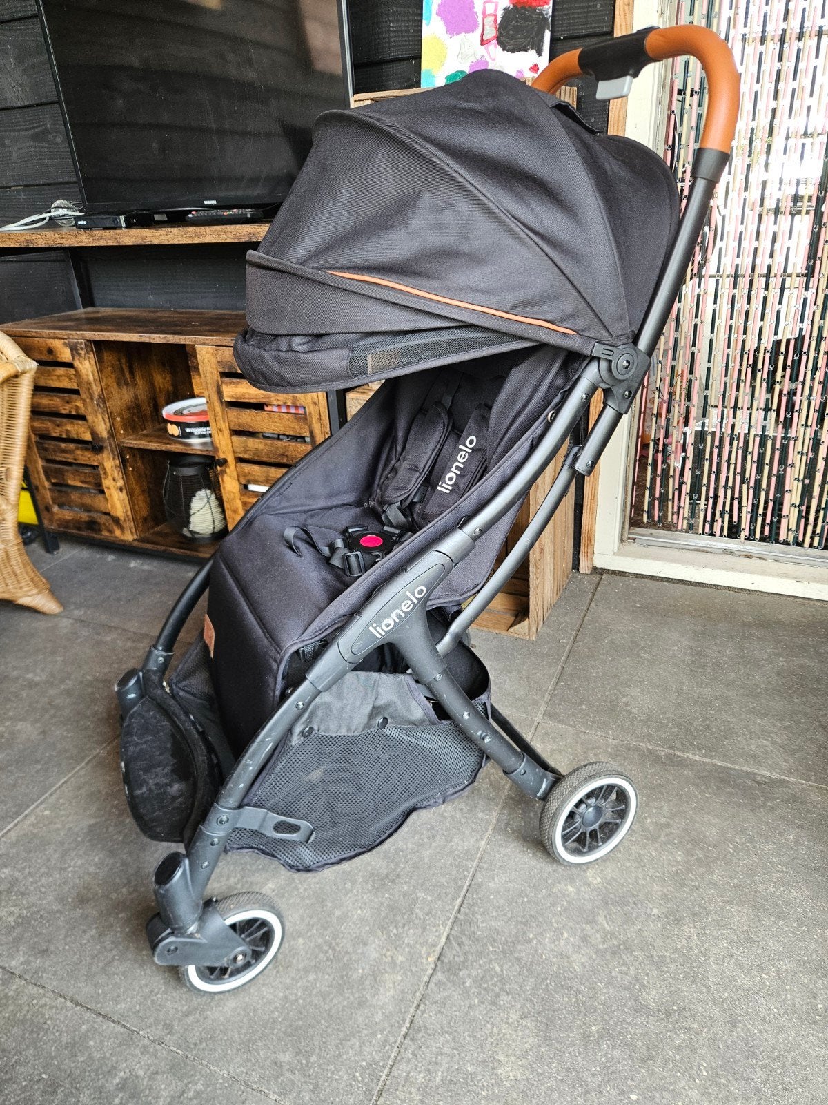 Lionelo Julie One Buggy - Compact en Lichtgewicht, Ophalen, Zo goed als nieuw, Verstelbare rugleuning