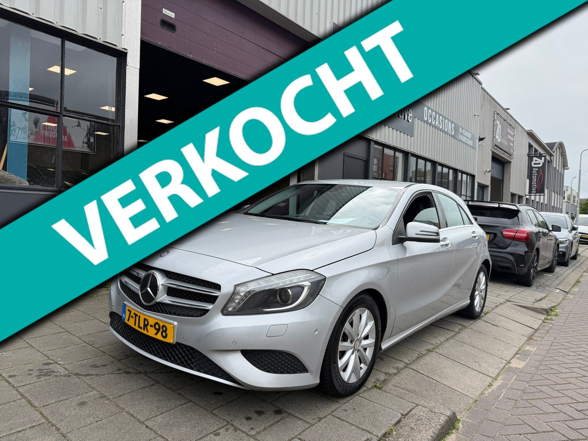 Mercedes-Benz A-klasse A180 Xenon led 2014, Auto's, Voorwielaandrijving, Gebruikt, 4 cilinders, 122 pk