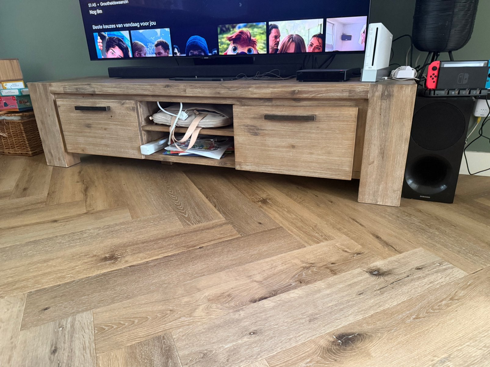 Houten Tv meubel, Ophalen, Zo goed als nieuw, 25 tot 50 cm, Minder dan 100 cm