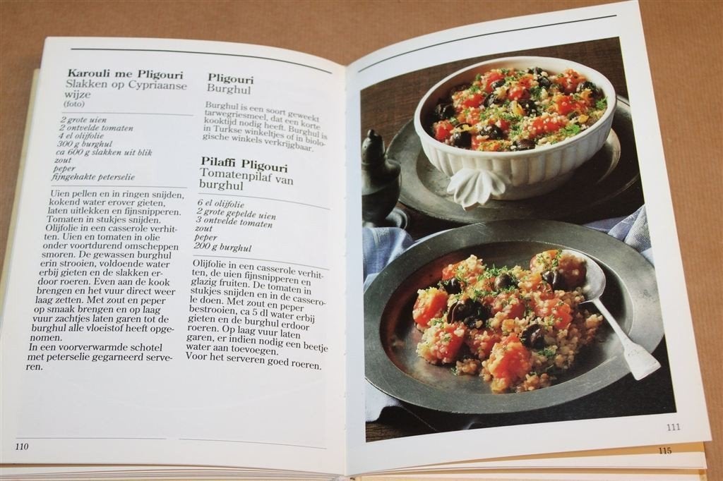 De Griekse Keuken — Kookboek met Authentieke Recepten, Ophalen of Verzenden, Gelezen, Italië