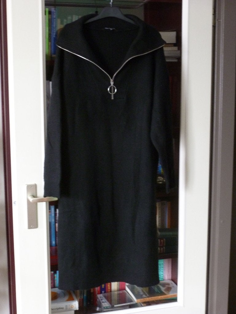 M&S mode schippers trui midi jurk zwart 46 -GRATIS zend, Verzenden, Zwart, Maat 46/48 (XL) of groter, Zo goed als nieuw