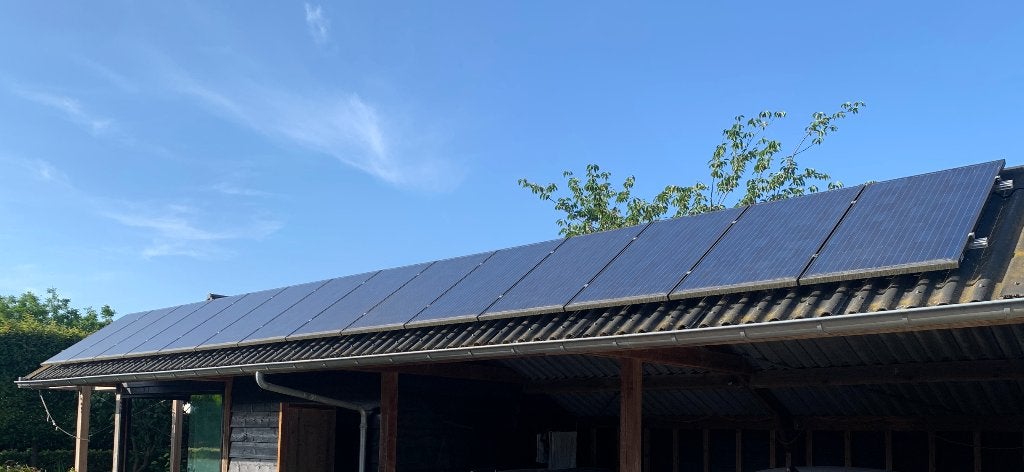 Zonnepanelen met omvormer, Ophalen, Gebruikt, Compleet systeem, 200 wattpiek of meer