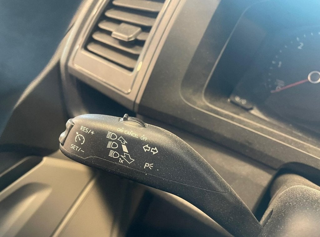 Volkswagen Transporter Geen (bj 2016, automaat), Auto's, Volkswagen, Stof, Gebruikt, Zwart, Parkeersensor