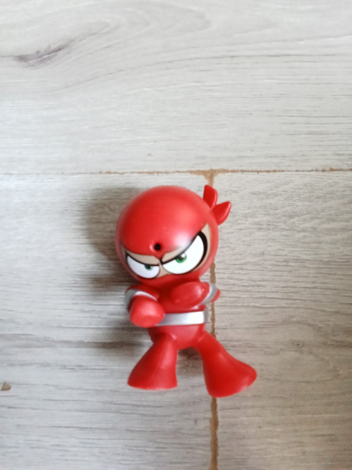 Rode Ninja Speelfiguur - Furviva International, Ophalen of Verzenden, Gebruikt, Jongen of Meisje