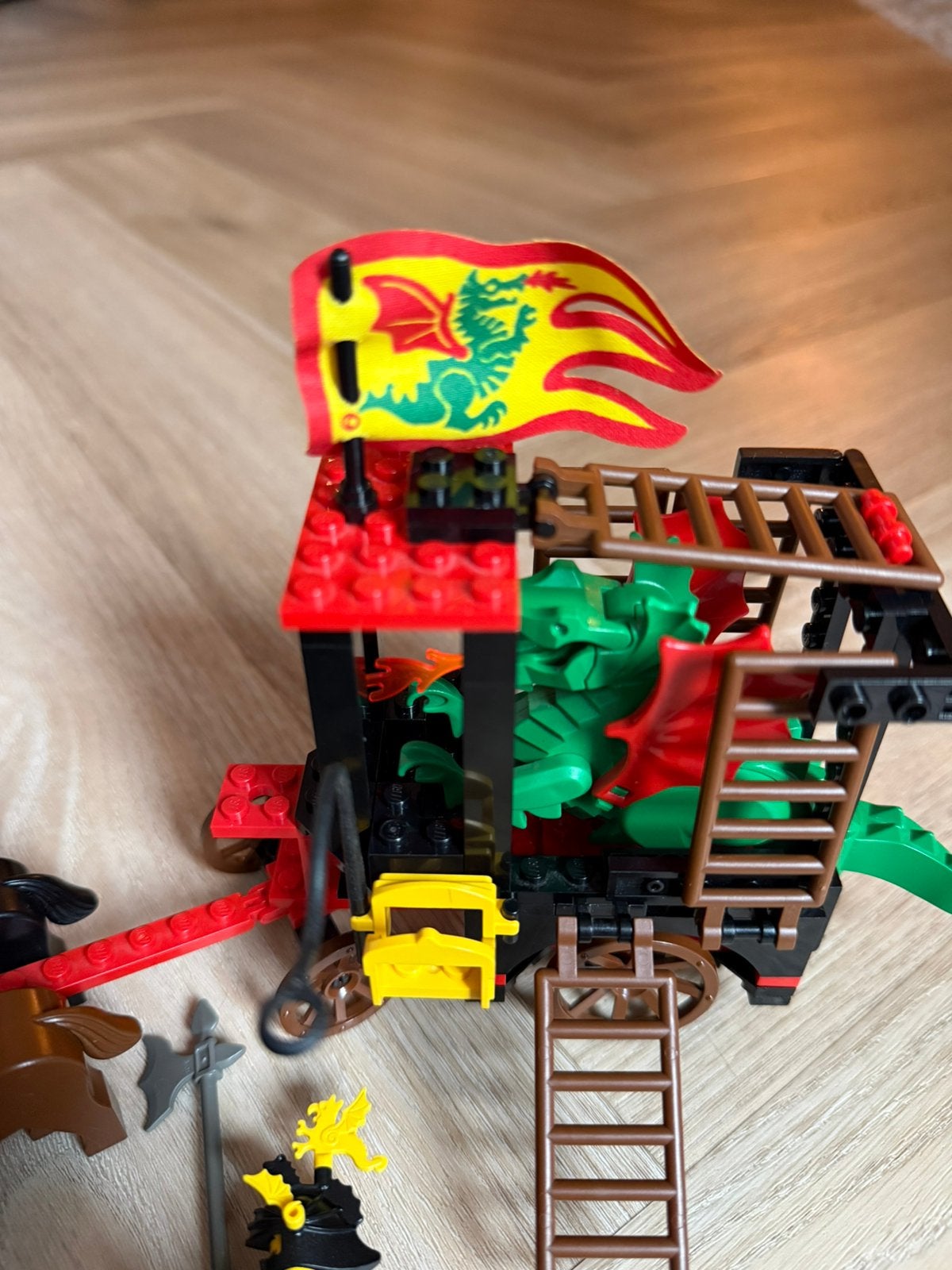 LEGO Castle - 6056 Dragon Wagon, Ophalen of Verzenden, Zo goed als nieuw