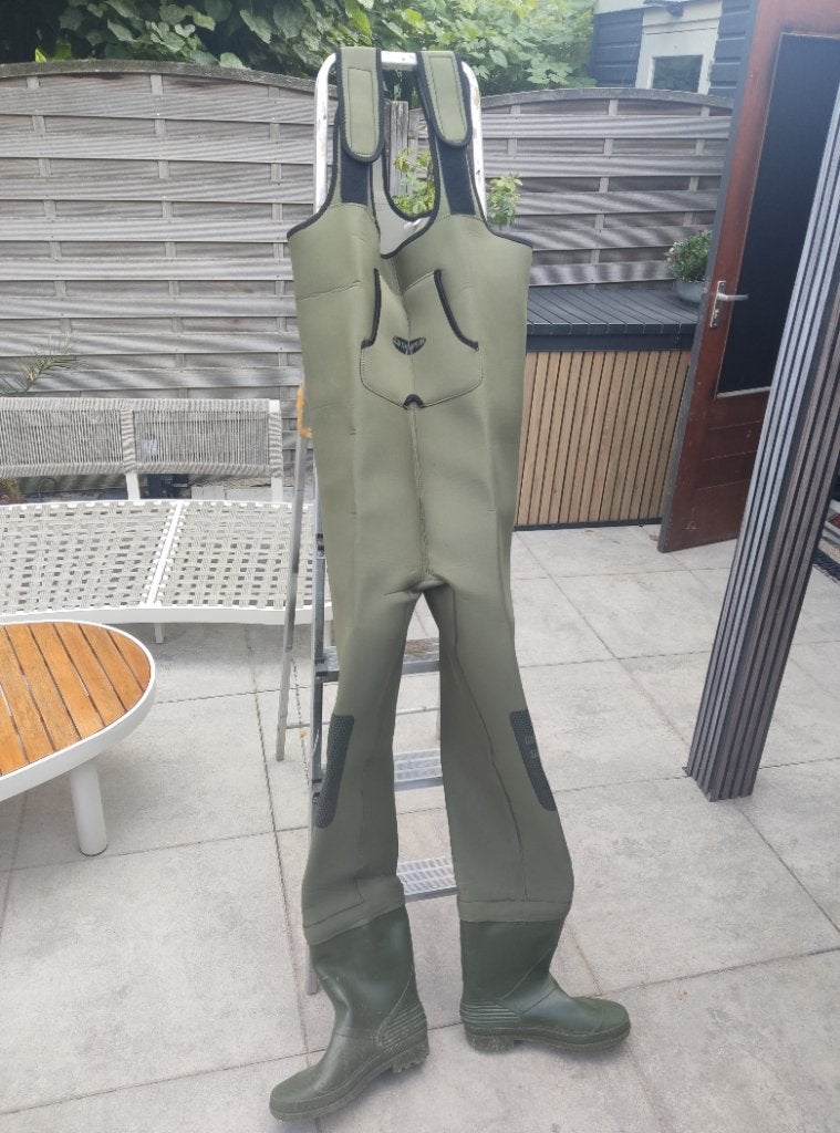 Waadpak, Ophalen, Zo goed als nieuw, Kleding