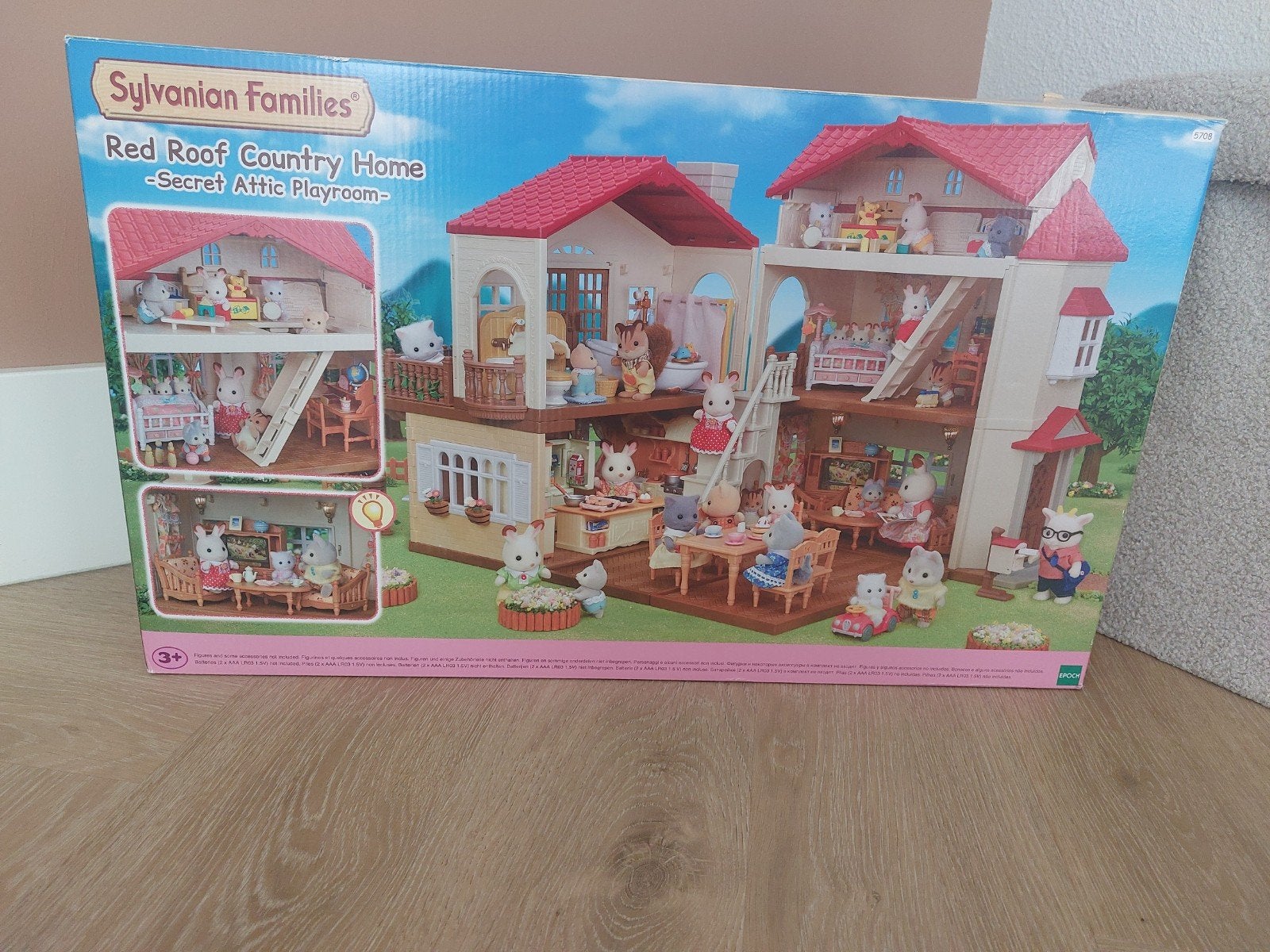 Sylvanian Families Red Roof Country Home met accessoires, Ophalen of Verzenden, Zo goed als nieuw, Poppenhuis