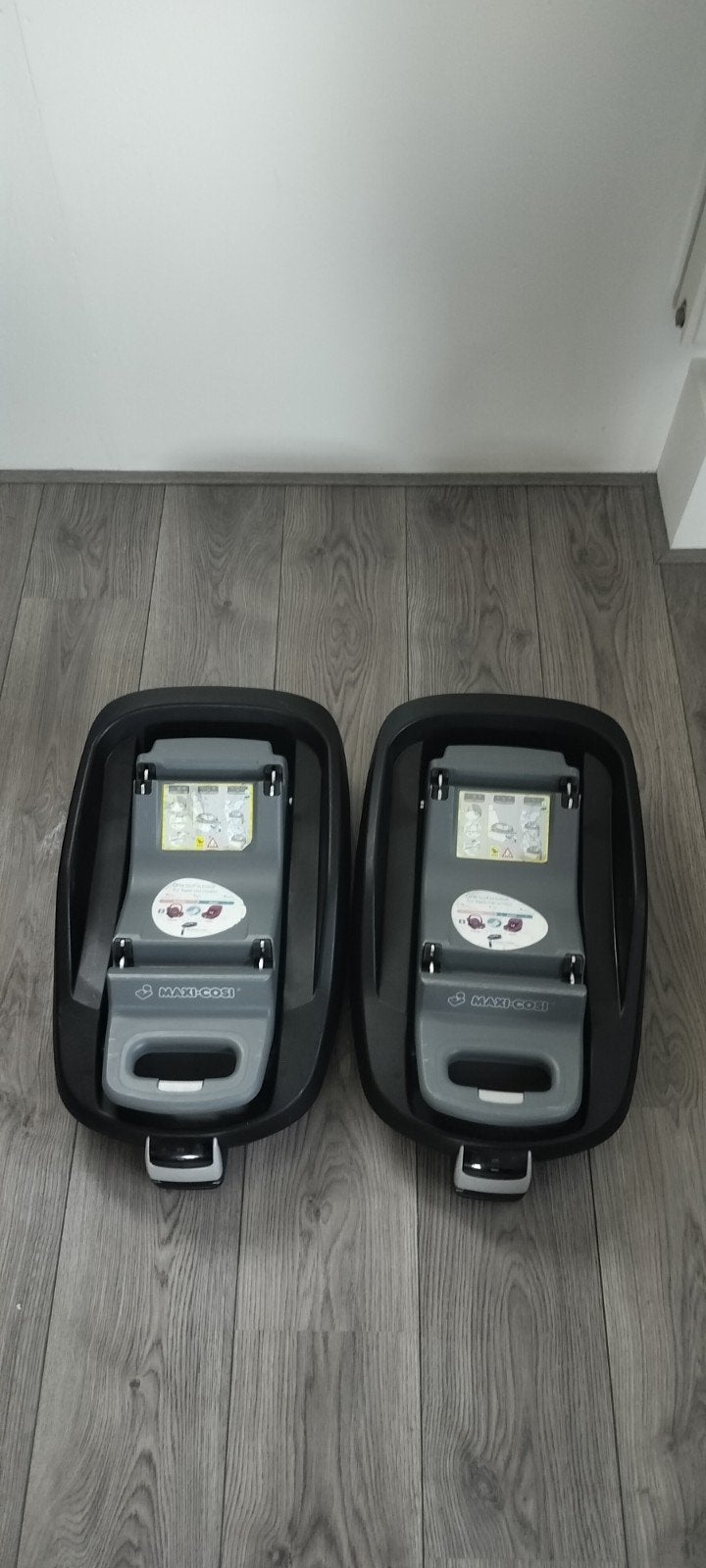 2x Maxi Cosi Easyfix base - Goede staat, Kinderen en Baby's, Autostoeltjes, Gebruikt, 9 t/m 18 kg, Ophalen of Verzenden, Isofix