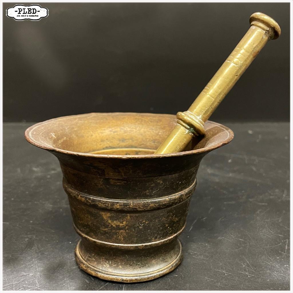 Oude bronzen vijzel met stamper / 19e eeuw, Ophalen of Verzenden, Brons