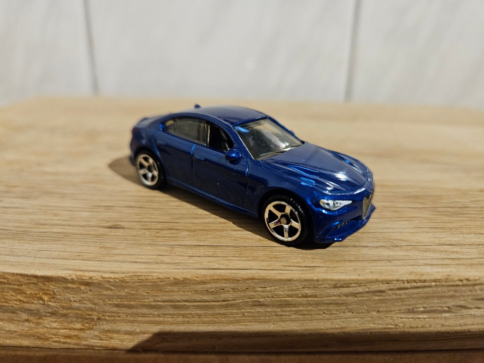 Matchbox 2016 Alfa Romeo Giulia, Ophalen of Verzenden, Auto
