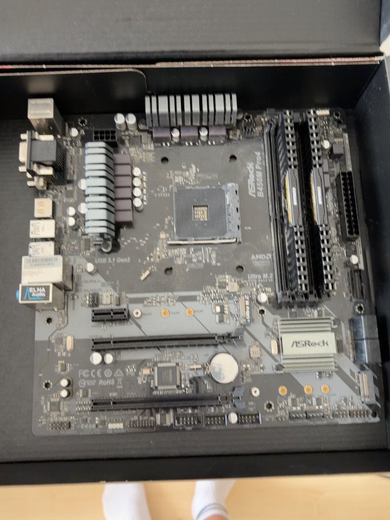 ASRock B450M Pro4 motherboard, Ophalen, Gebruikt, AMD, DDR4
