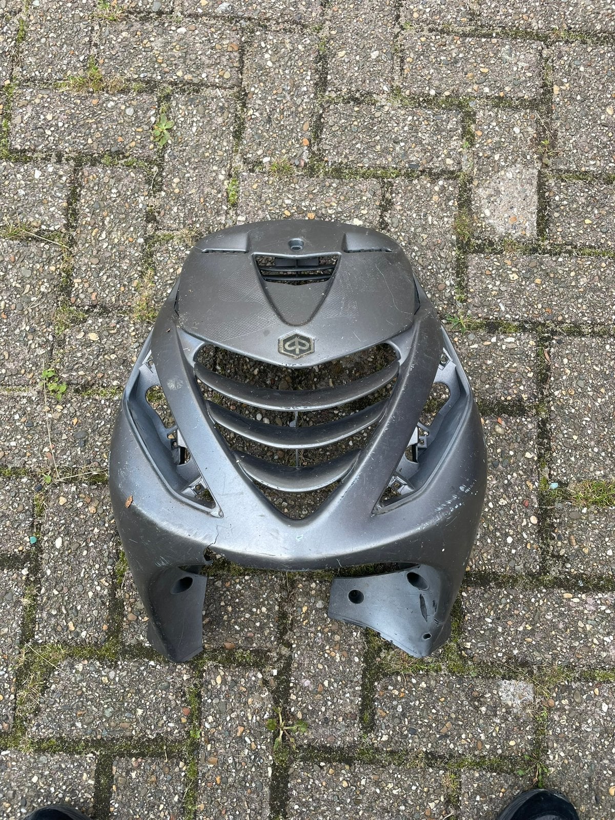 Zip SP voorkap met schade / stuntkap grijs, Motoren, Tuning en Styling, Ophalen of Verzenden
