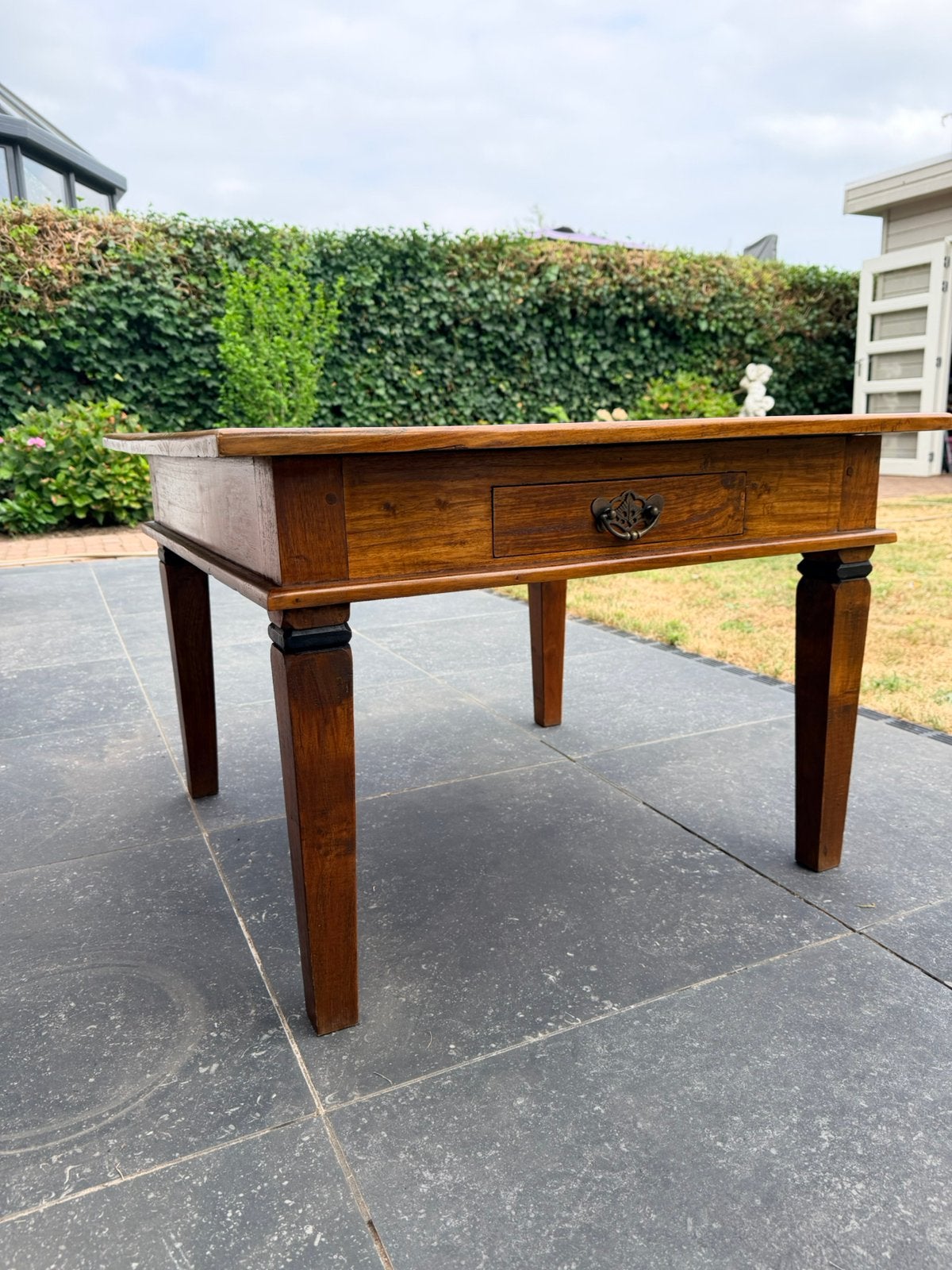 Salontafel Haddon Hall, Ophalen