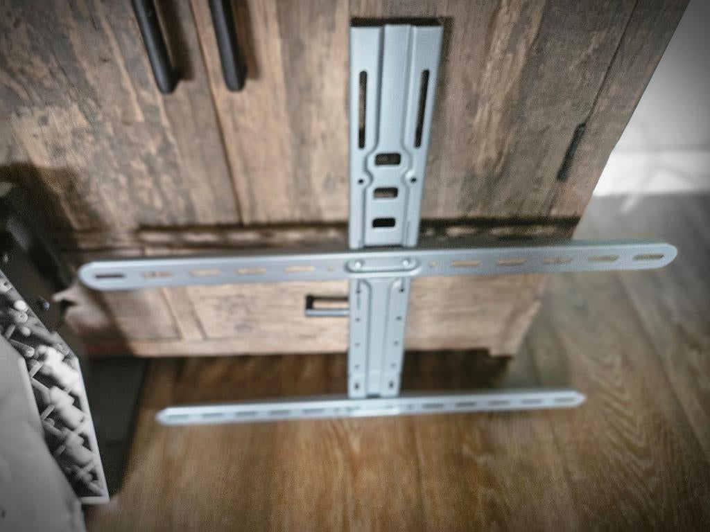 wolf mount universel aluminim tv voet tot 75 inch, Ophalen, Nieuw