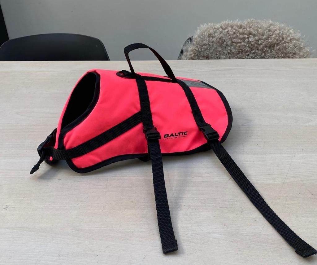 Hondenzwemvestje 8-15 kg, Ophalen, Zo goed als nieuw