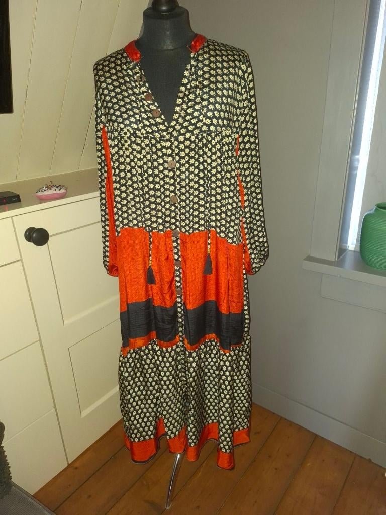 Two Sisters, Zwart, Maat 46/48 (XL) of groter, Nieuw, Ophalen of Verzenden