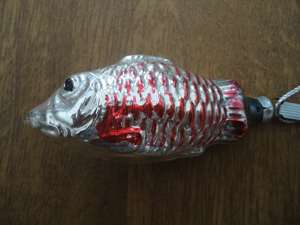 Mooie oude glazen kerstbal in de vorm van een vis, Diversen, Ophalen of Verzenden, Gebruikt