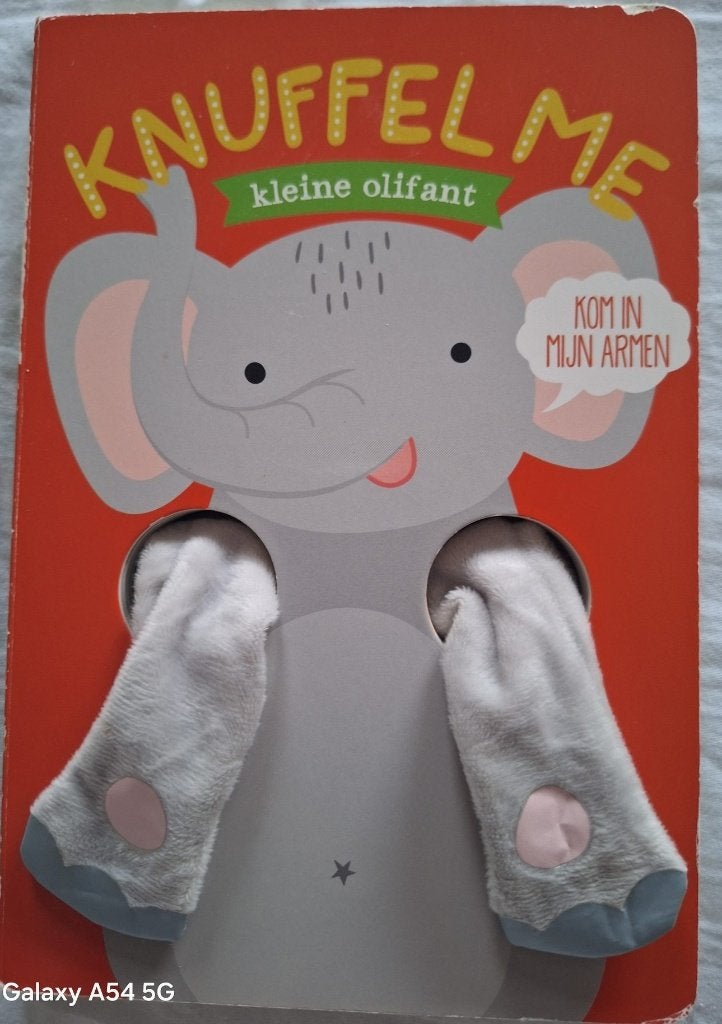 Knuffel me kleine Olifant, Ophalen of Verzenden, Zo goed als nieuw