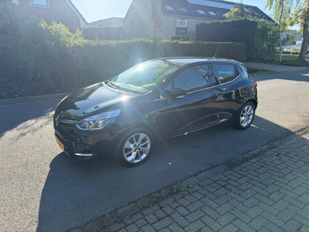 Renault CLIO 0.9 TCe Limited*Cruise*trekhaak*airco*navigatie, Voorwielaandrijving, 898 cc, Gebruikt, Met garantie (alle)